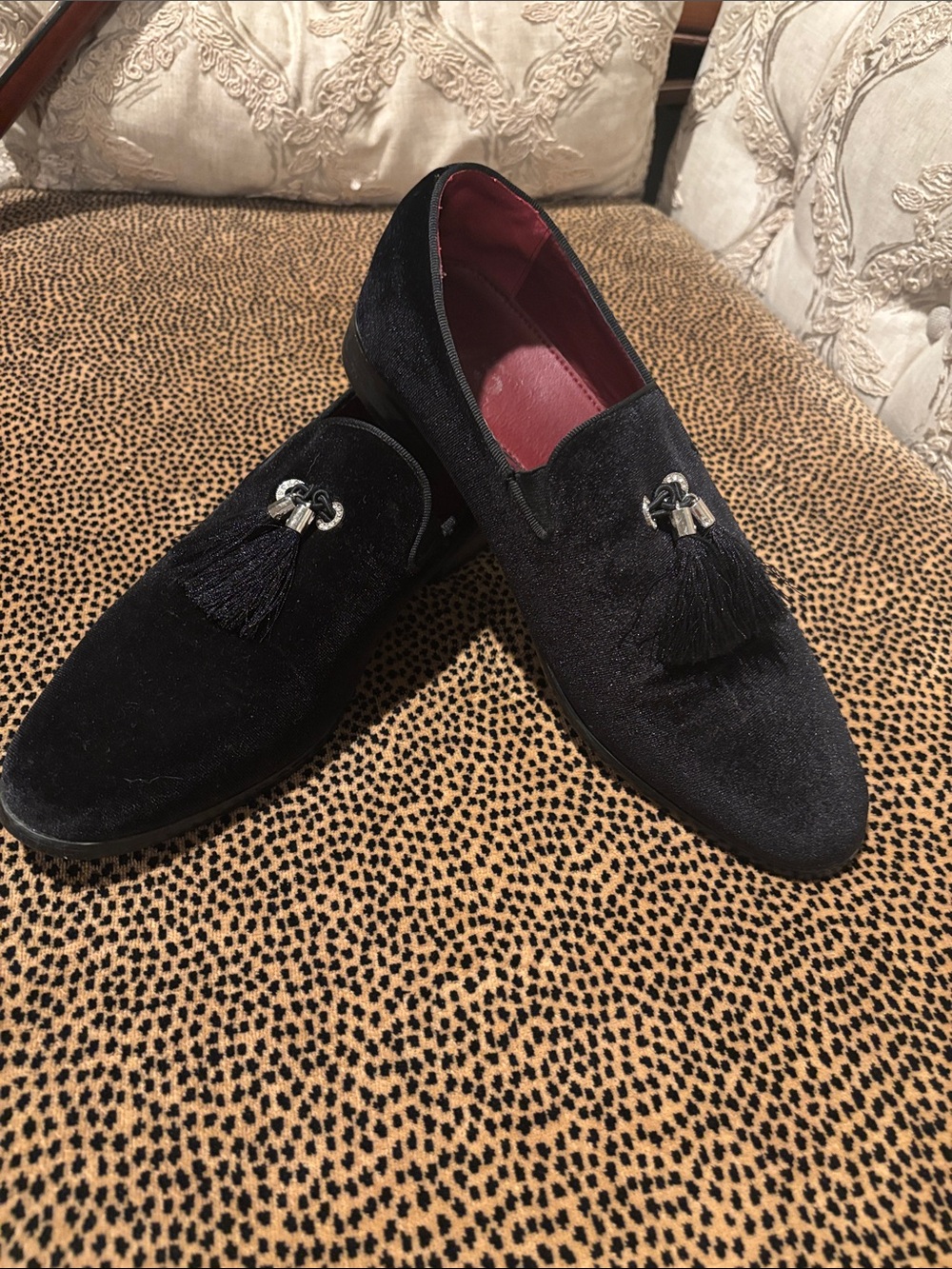 Jump Black Velvet Tassel Loafers with Silver Accents